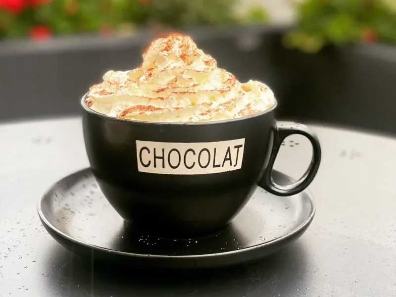 Café Tiny Café